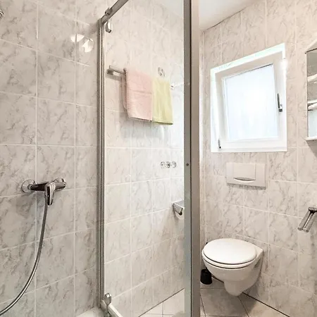 Apartmán Stunning In With Swimming Pool Pula